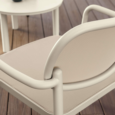 Mobilier terasa Talenti MEGSGA. Conține culorile: