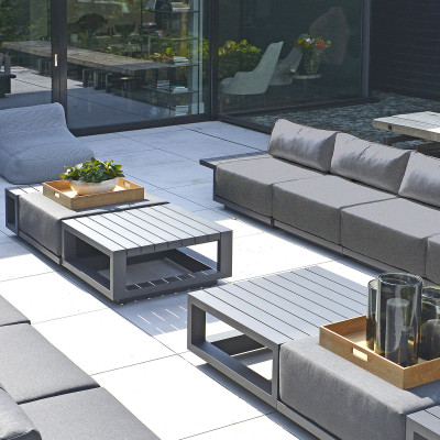 Mobilier terasa Borek 7528-69. Conține culorile: Negru, Negru Semnal, Gri, Gri Trafic A