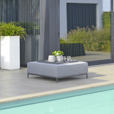 Mobilier terasa Maax&Luuk M4066-AW21172. Conține culorile: Gri, Gri Trafic A, Negru, Negru Semnal