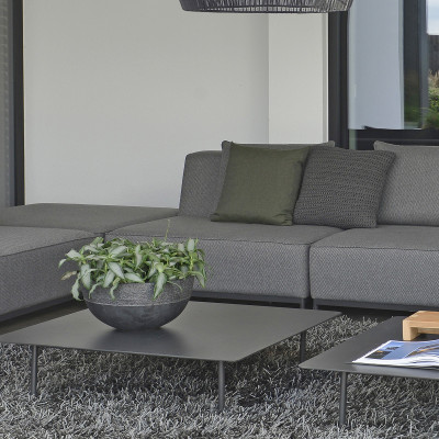 Mobilier terasa Maax&Luuk M4060-AW21172. Conține culorile: Gri, Gri Trafic A, Negru, Negru Semnal